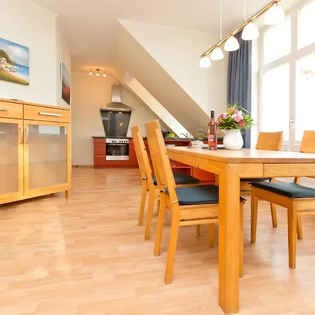 Frisia 28